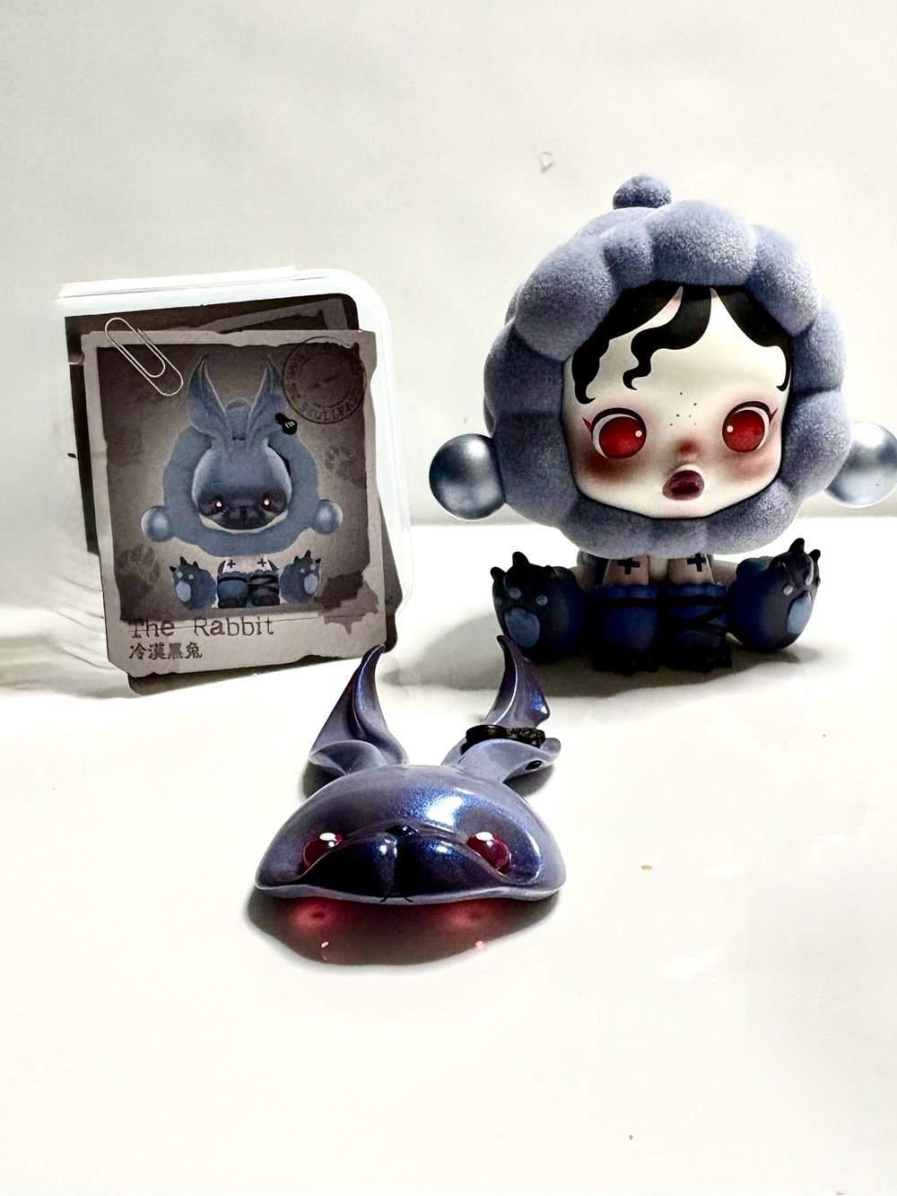 POP MART Skullpanda - The Mare of Animals – The Rabbit | Discontinued (2022) - Picture 2 of 6